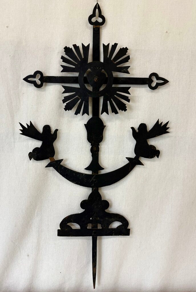 Chiapas Replica Rooftop Iron Cross Wall Decor