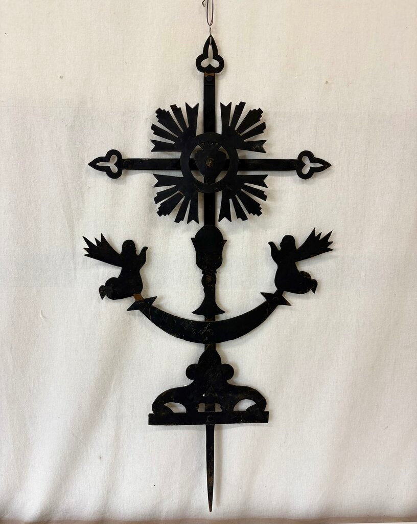 Chiapas Replica Rooftop Iron Cross Wall Decor