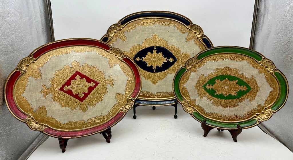 Italian Gilt Painted Florentine Nested Oval Wood Tray Set (3Pcs)