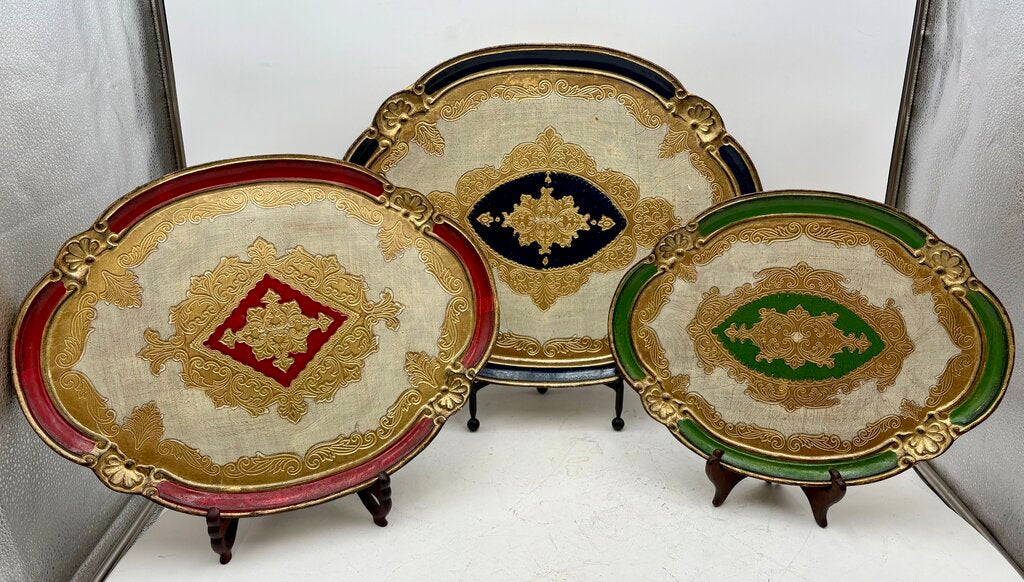 Italian Gilt Painted Florentine Nested Oval Wood Tray Set (3Pcs)