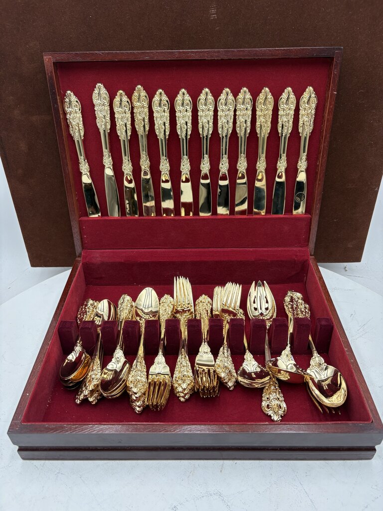 Godinger Baroque Full Gold Plated Flatware Set UNUSED in Hardwood Case (65Pcs)