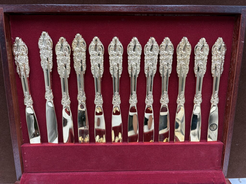 Godinger Baroque Full Gold Plated Flatware Set UNUSED in Hardwood Case (65Pcs)
