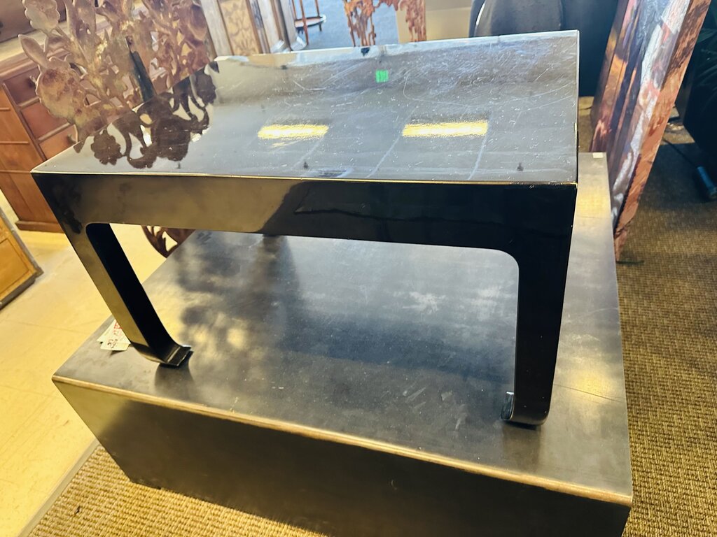 Ming Style Cocktail Table 25x34x20