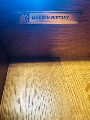 Modern History Chest Of Drawers 22x38x30