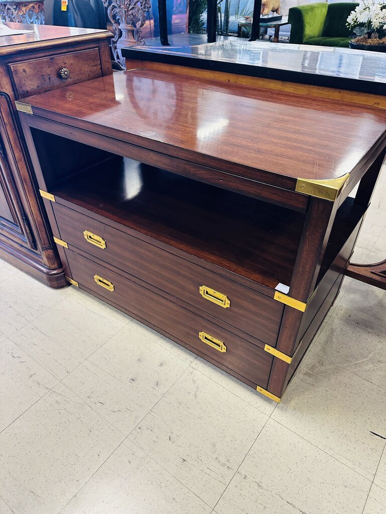 Modern History Chest Of Drawers 22x38x30