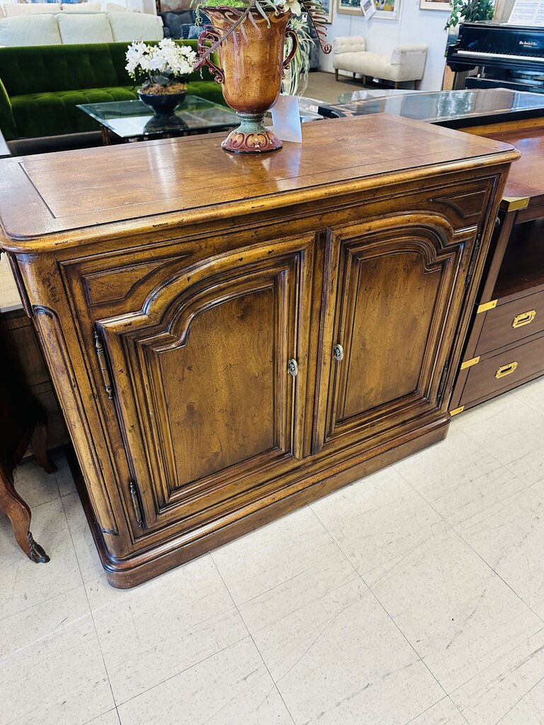 Henredon Villandry Sideboard 19x44x35 by Miss Daisy's Consignment & Auction House