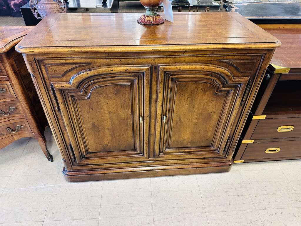 Henredon Villandry Sideboard 19x44x35