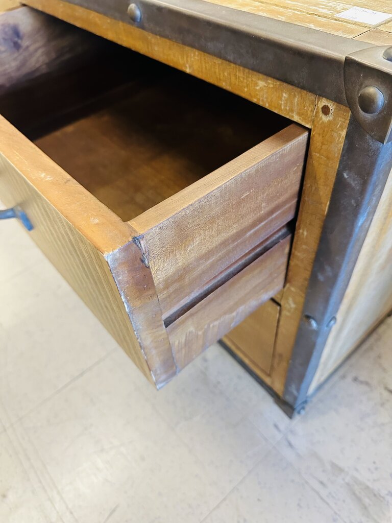 Low 4 Drawer Dresser 28x46x21