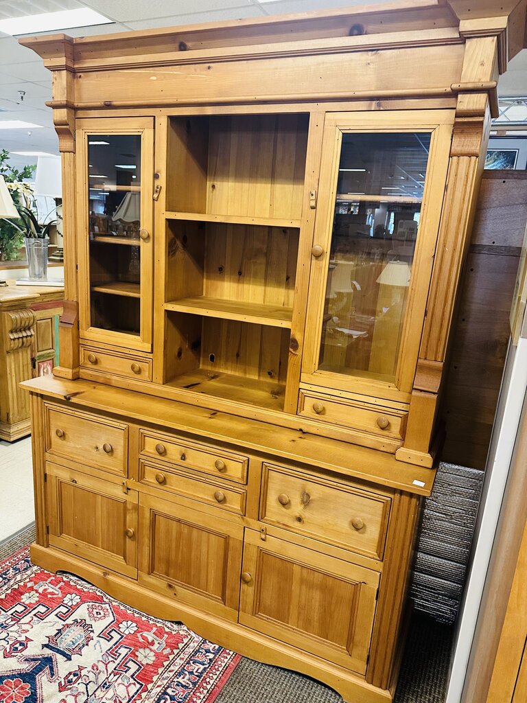 Maple Buffet w/ Hutch 64x20x84