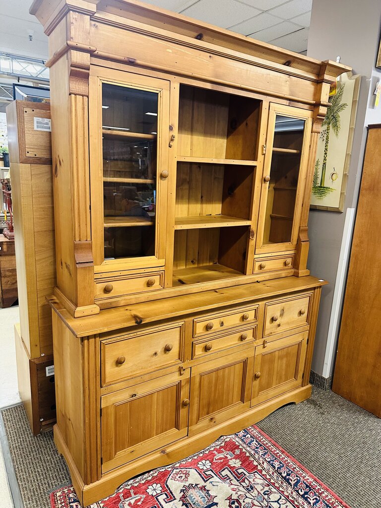 Maple Buffet w/ Hutch 64x20x84