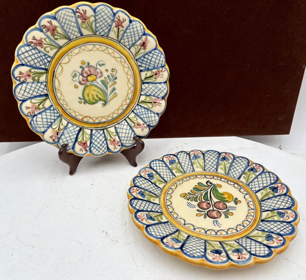 Mave Talavera Mexican Pottery Flower XIV Scalloped Edge Plate 9"