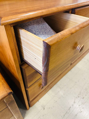 Maple 7 Drawer Dresser 49x17x29