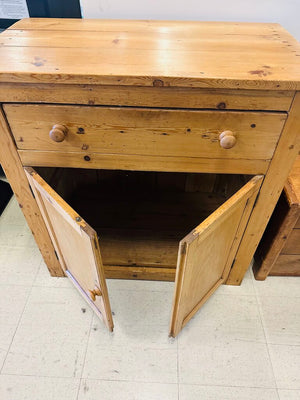 Maple Cupboard w/ Drawer18x32x32
