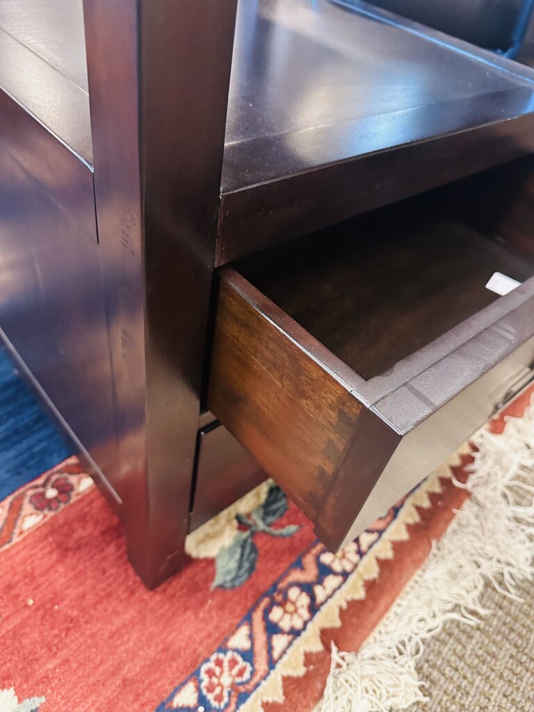 Pottery Barn Nightstand 20x20x26