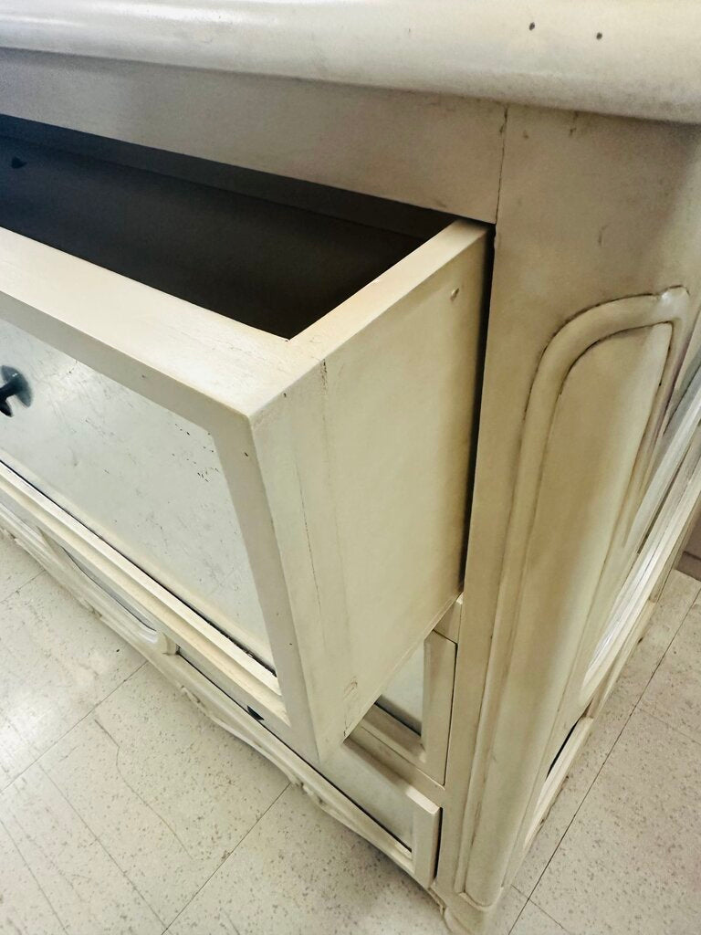 Mirrored 3 Drawer Dresser 21x47x36