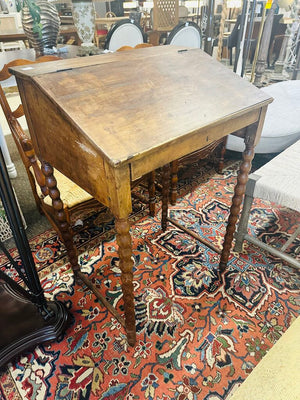 Antique Slant Top Writing Desk w/ Turned Legs 26x19x38