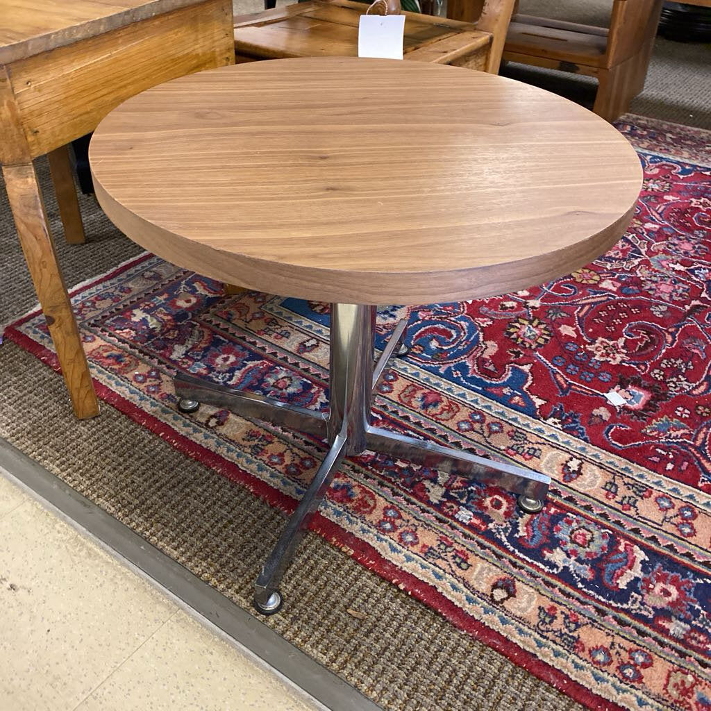 Accent Table .24x21