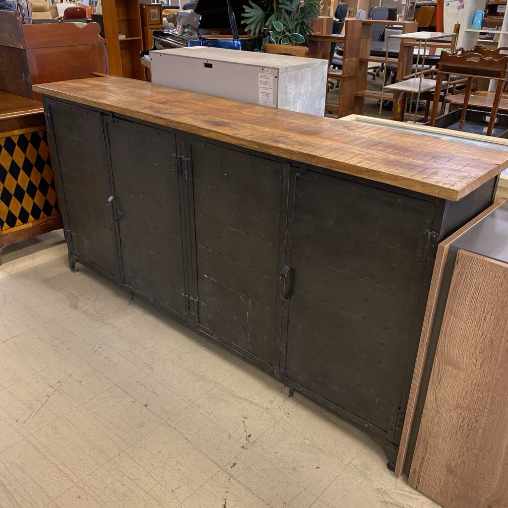 Industrial Style Metal Sideboard 83x17x40