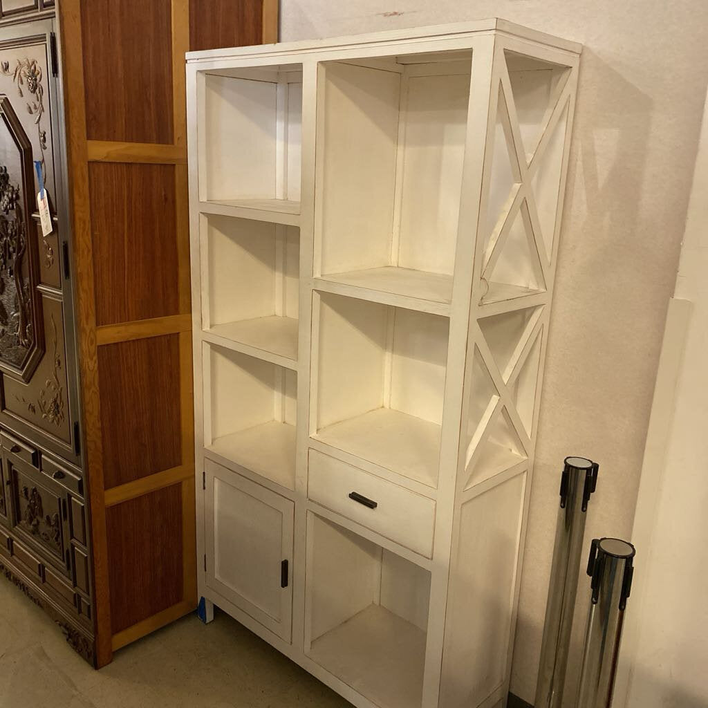 White Bookshelf 40x14x71