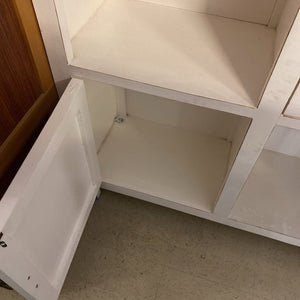 White Bookshelf 40x14x71
