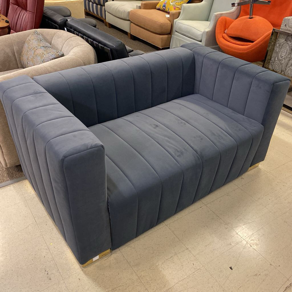 Modern Channel Chesterfield Style Loveseat 62.5x27.5x33.5