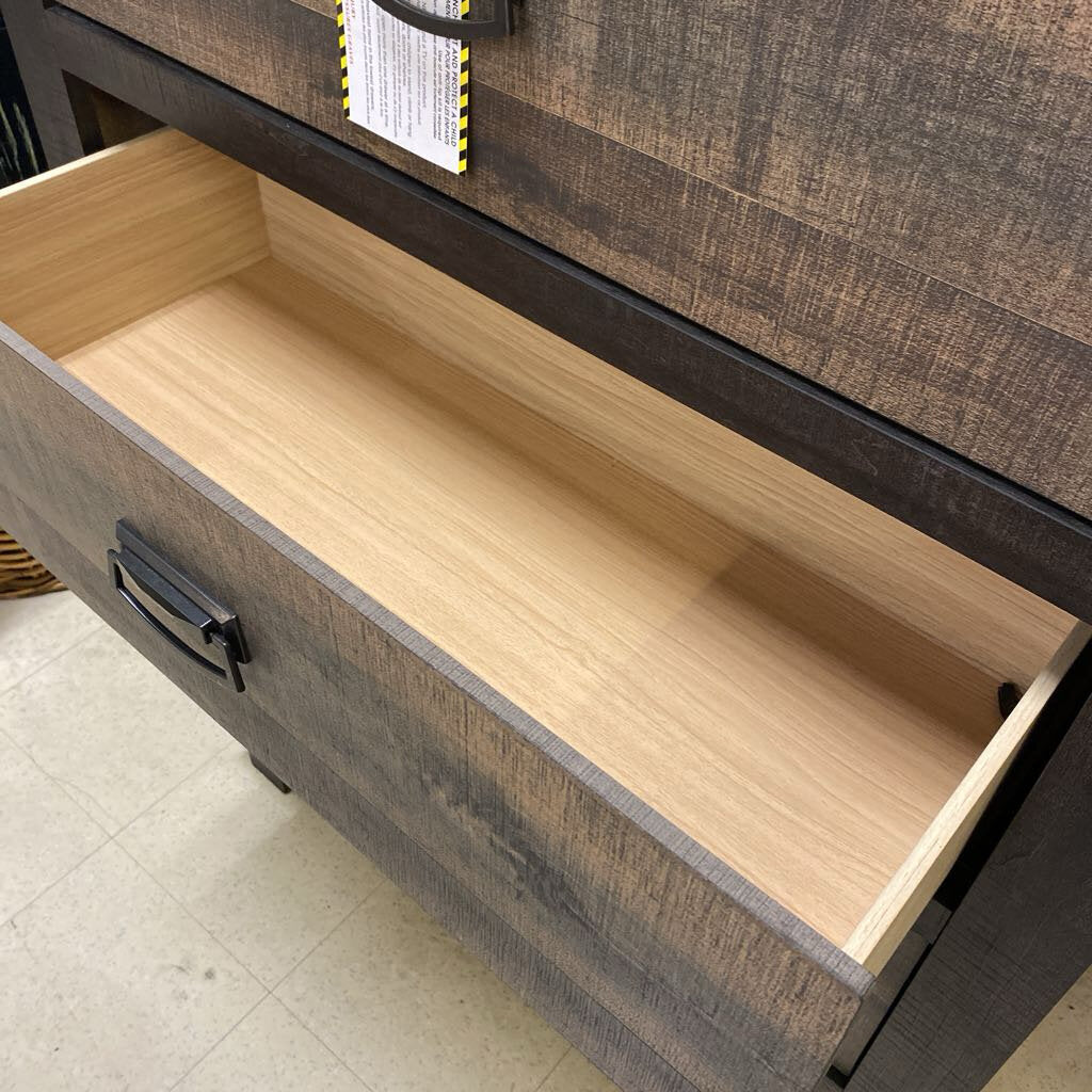 4 Drawer Dresser 36 X 17 X 51