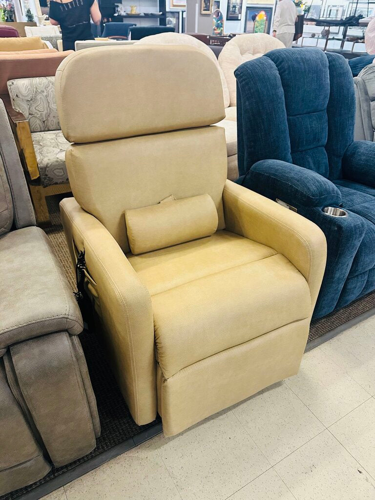 Red Barrel Studio Manual Glider Recliner Chair