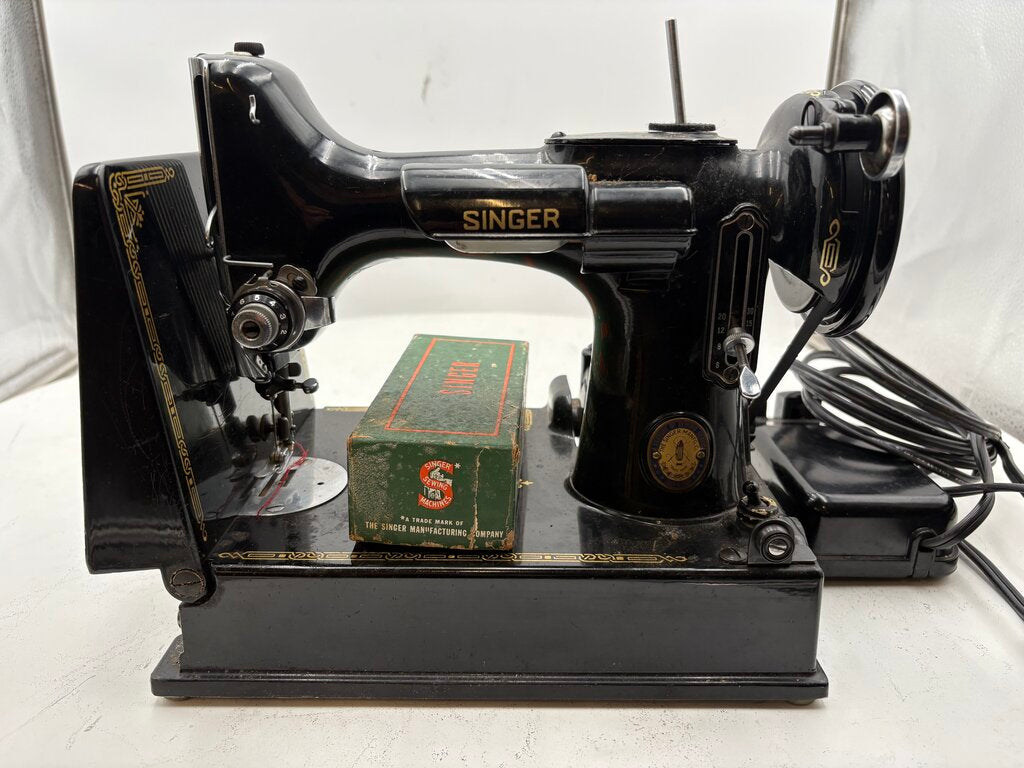 Vintage Singer Featherweight Sewing Machine 221 Centennial Limited Edition