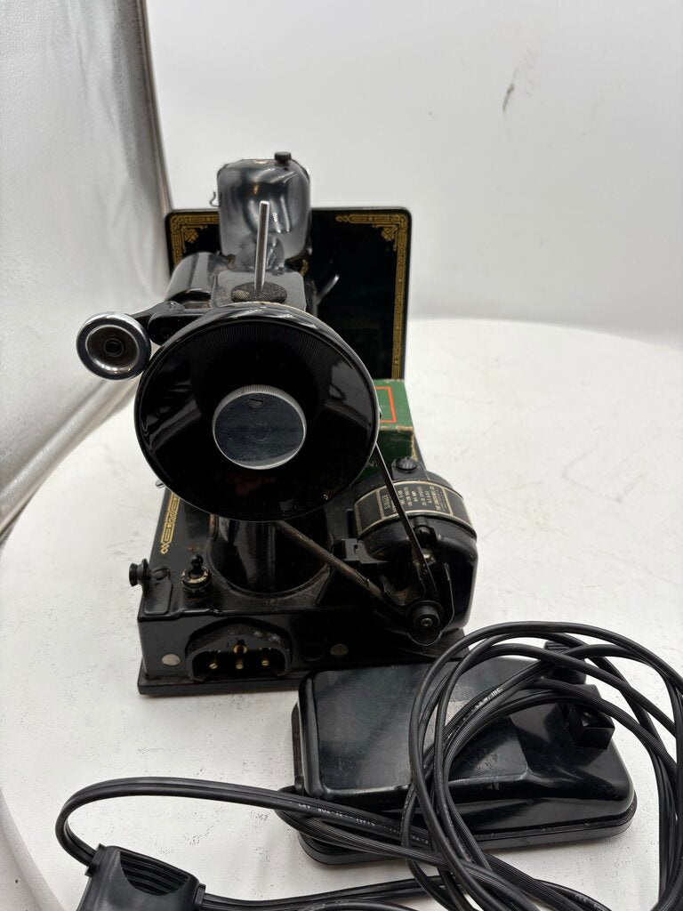 Vintage Singer Featherweight Sewing Machine 221 Centennial Limited Edition