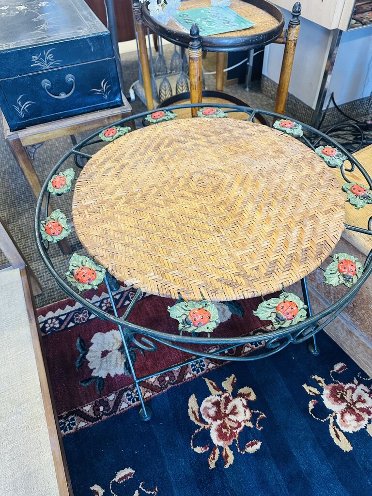 Wrought Iron 20" Round Wicker Top Folding Table