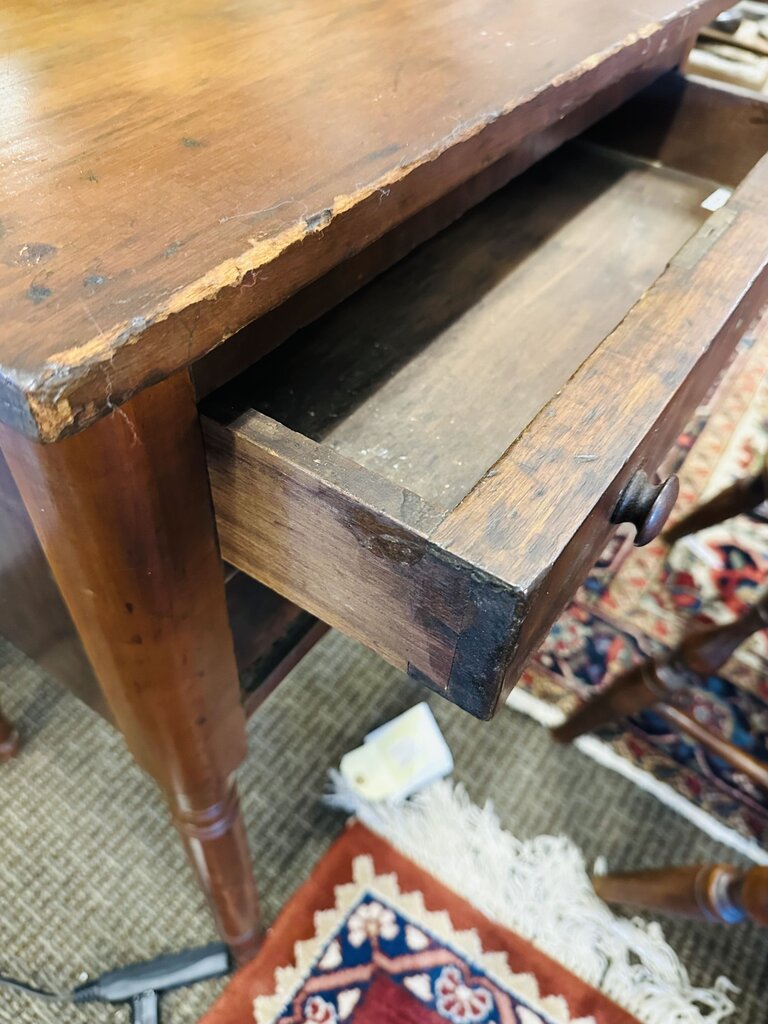 Antique Mahogany 2 Drawer Nightstand 17x23x29
