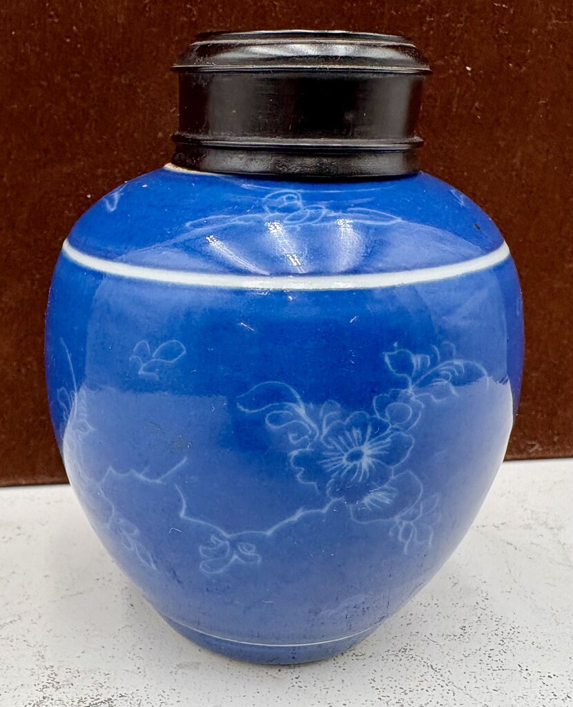 19th Century Chinese Monochrome Royal Blue Glazed Floral Motif Rosewood Lidded Mini Ginger Jar