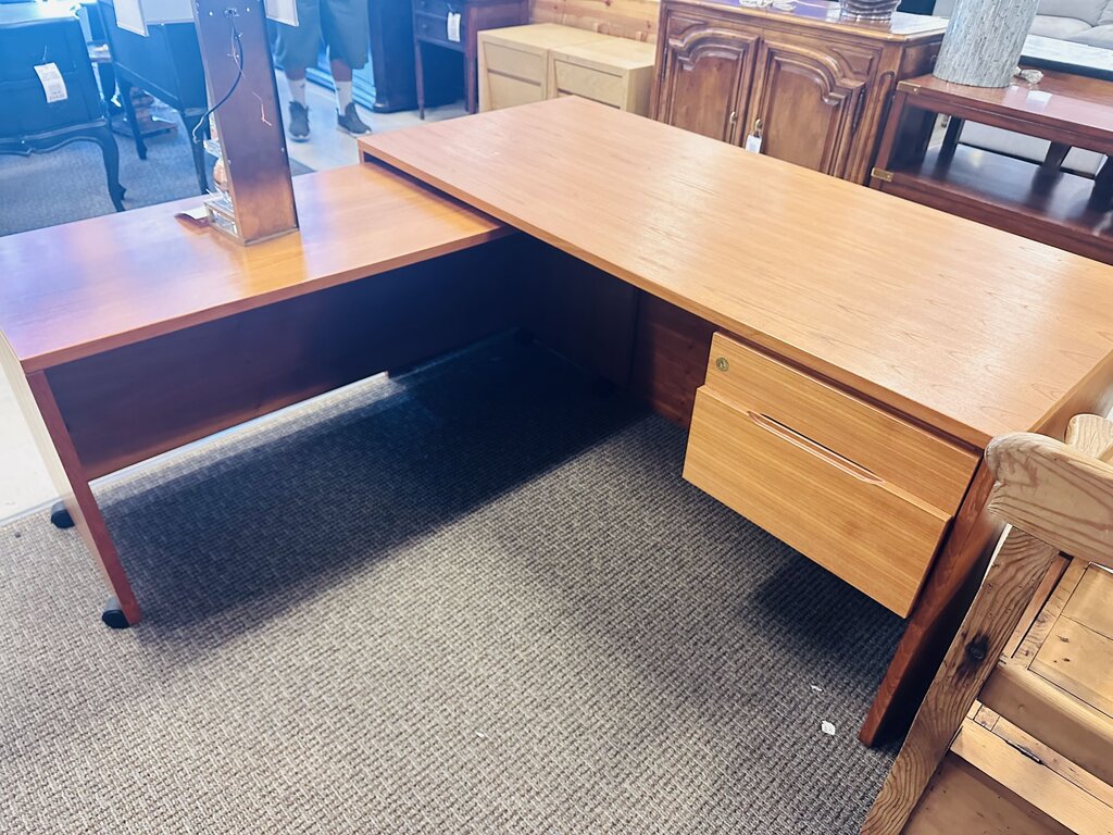 Teak 2 Piece Office Desk 63x66