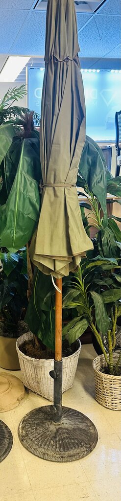 Patio Umbrella w/ Base