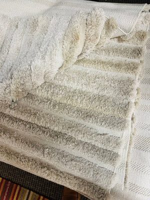 Perennials Shaggy White Sand Rug 10' x20'