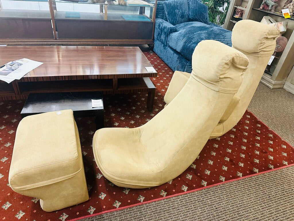 SPA Vibrating Lounge Chair With Ottoman