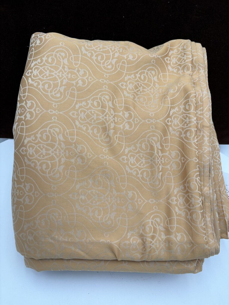 S.D.H. Italy Golden Linen Jacquard Damask Style Print Weave Duvet Cover