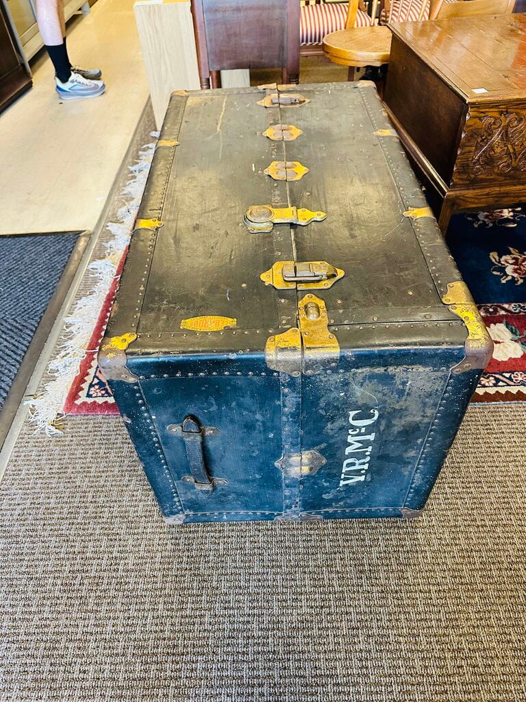 Antique Steamer Trunk Circa 1900 (23x42x23)