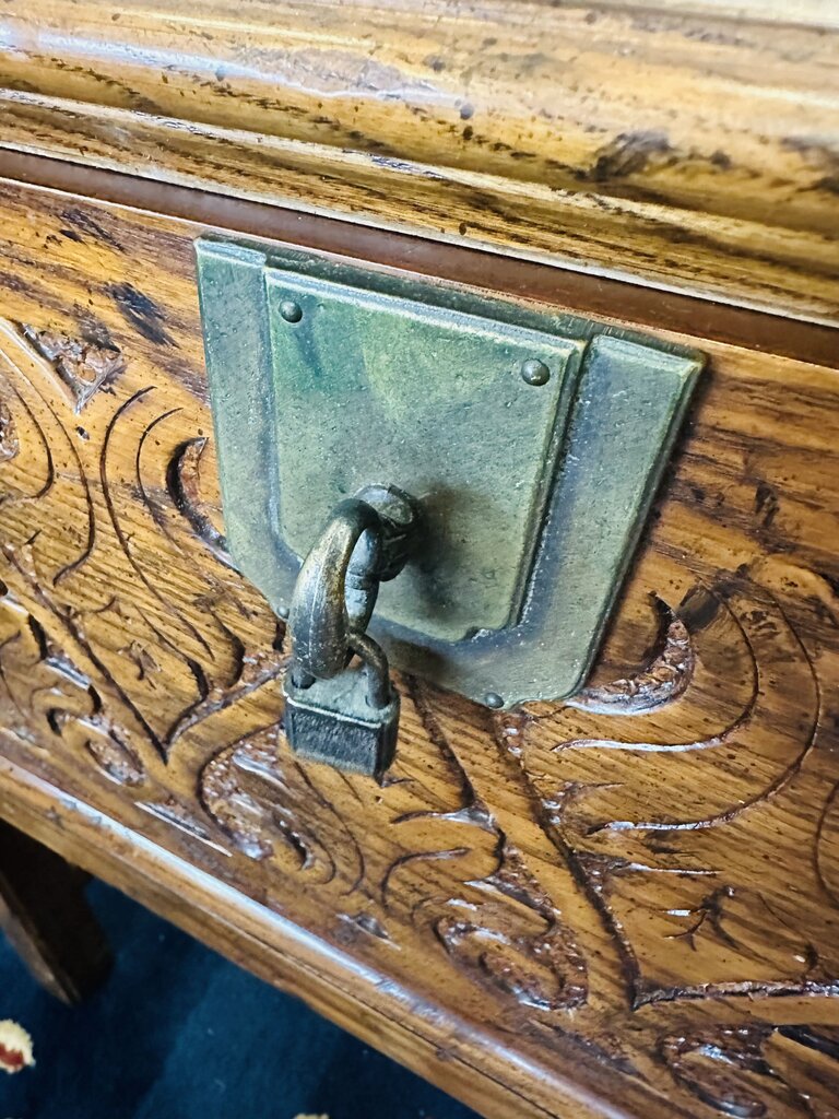 Henredon Occasional Table With Drawer 27x20x25