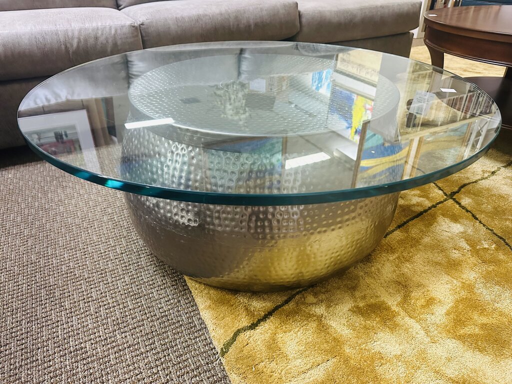 Round Hammered Base Glass Top Coffee Table 42x16
