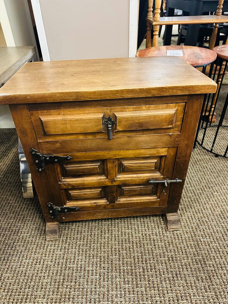 Antique Spanish/Catalan Side Table 14x23x24