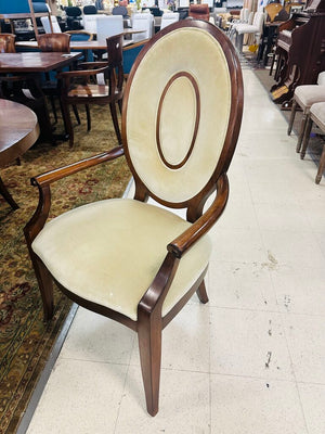 Thomasville Lumine Dining Chairs ( set of 6) by Miss Daisy's Consignment & Auction House
