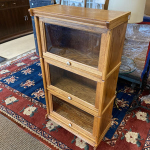 Oak Barrister Bookcase w/ Enamel Knobs 25.5x45.4x13"
