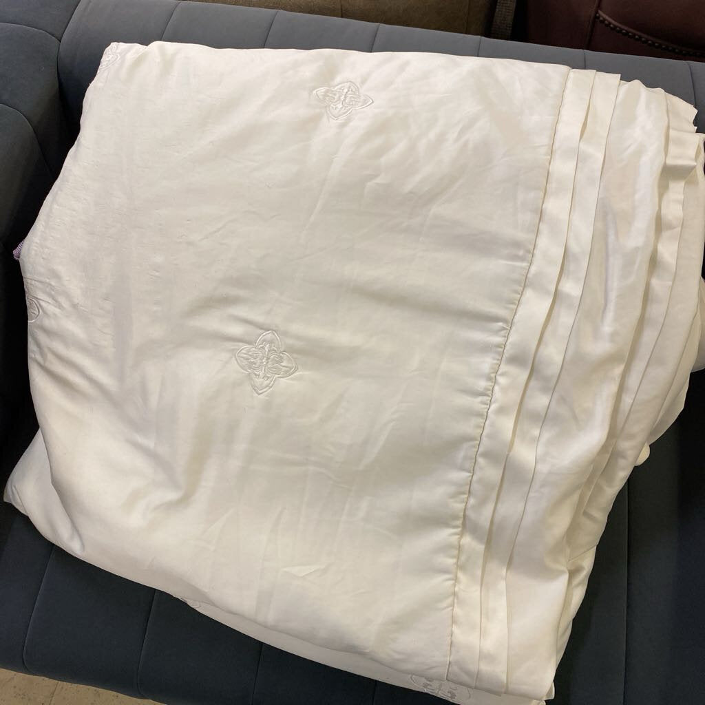 Lili Alessandra Ivory King Duvet Cover