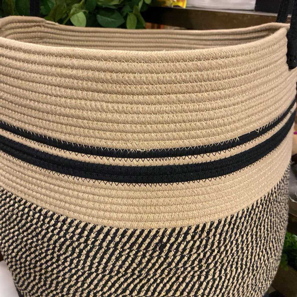 Woven Laundry Basket Tan & Black