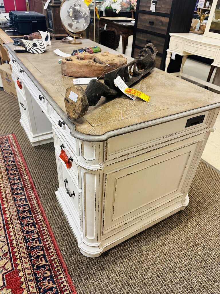 Liberty Magnolia Manor Antique White Jr. Executive Desk NEW 66x32x31