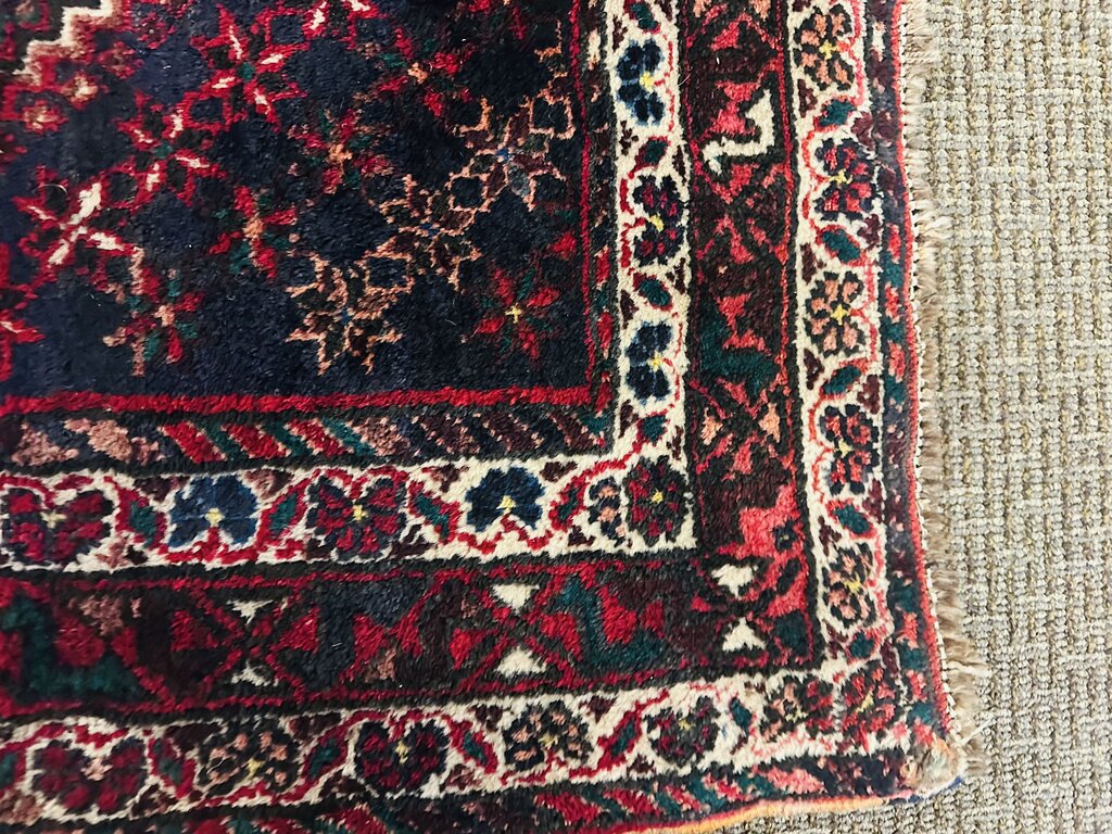 Persian Heriz Wool Rug 60” x 85”