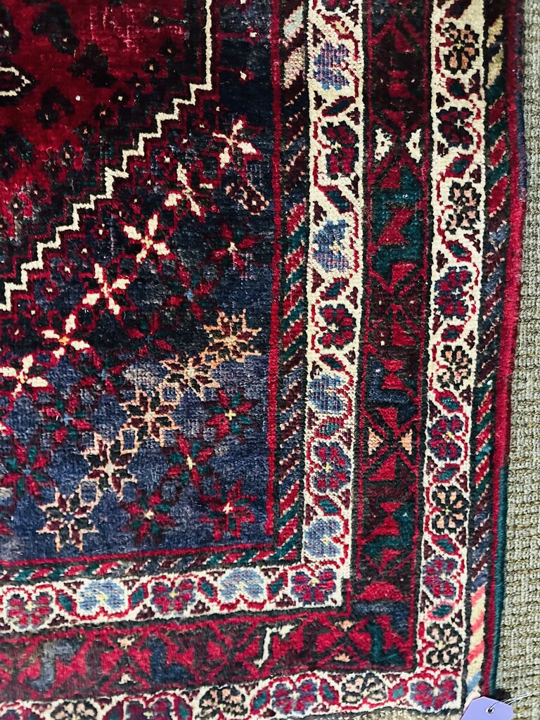 Persian Heriz Wool Rug 60” x 85”