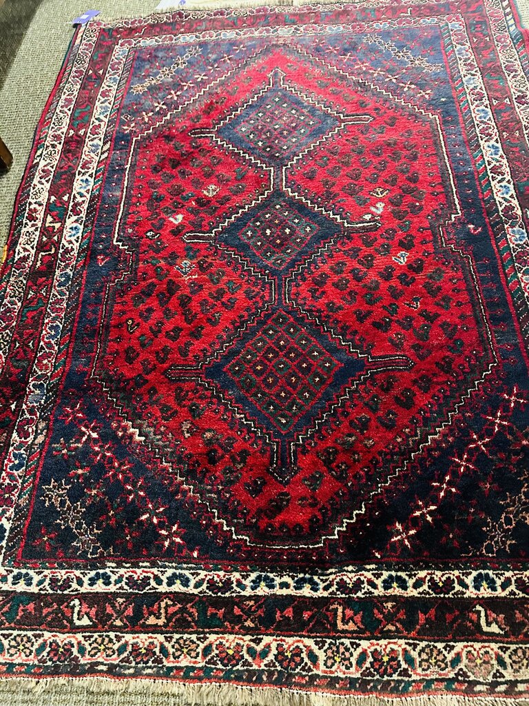 Persian Heriz Wool Rug 60” x 85”