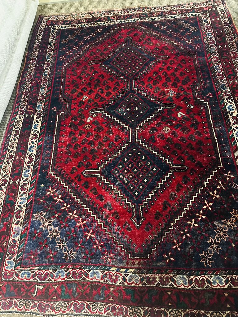 Persian Heriz Wool Rug 60” x 85”